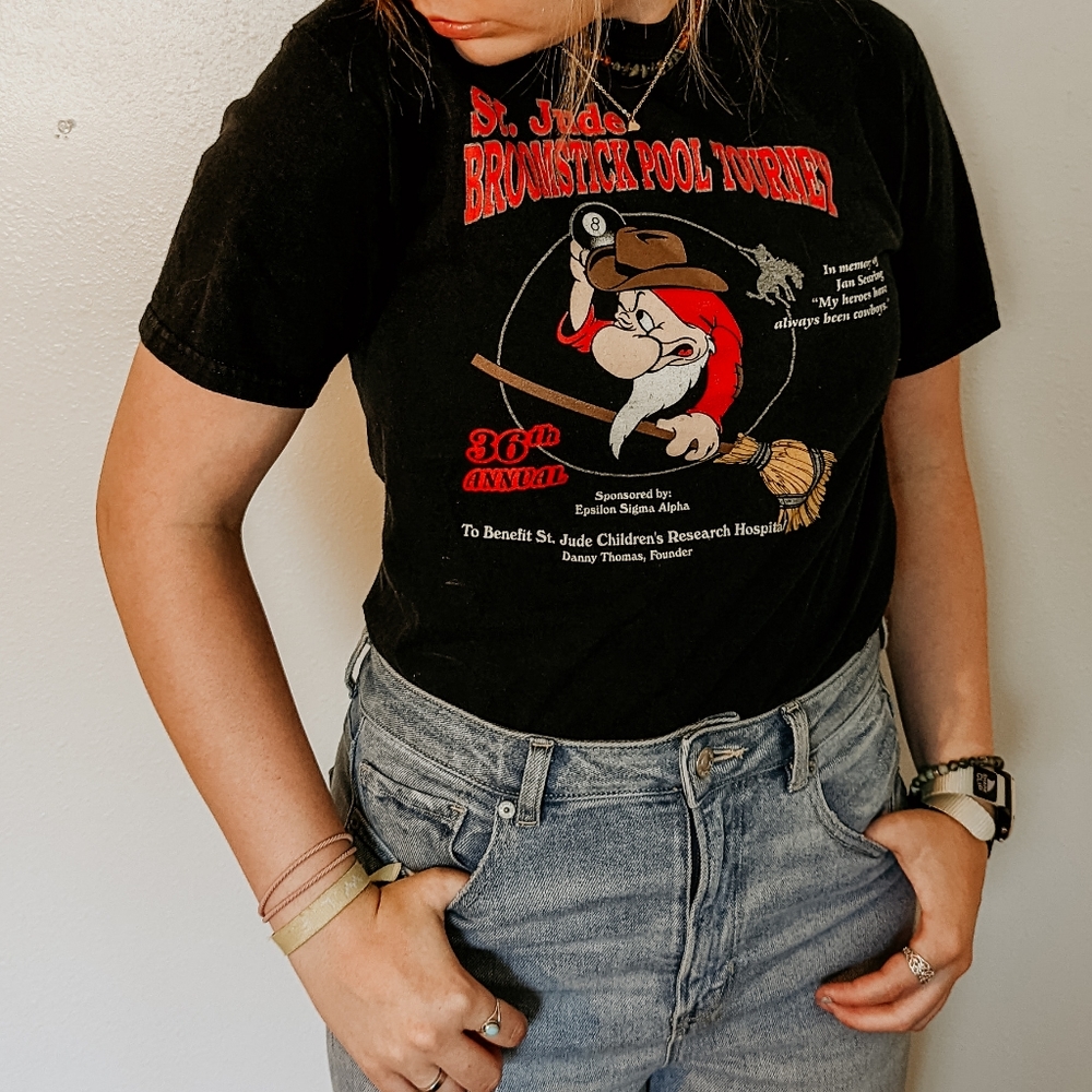 Black st.jude broomstick graphic tee-shirt